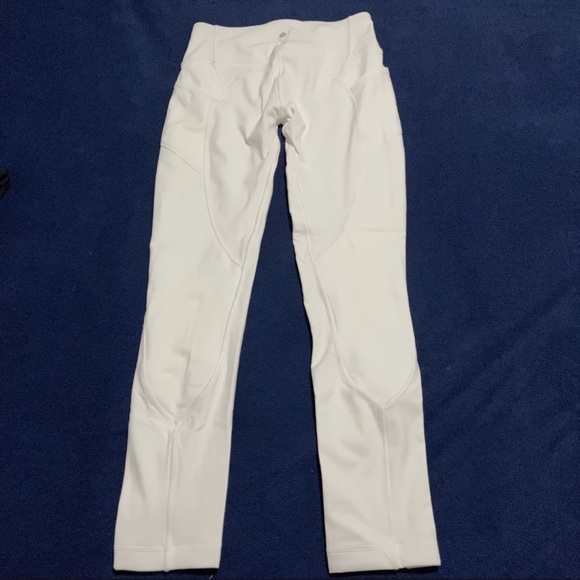 Lululemon White ATRP Pant 2 Size 8 28” inseam - Picture 6 of 8